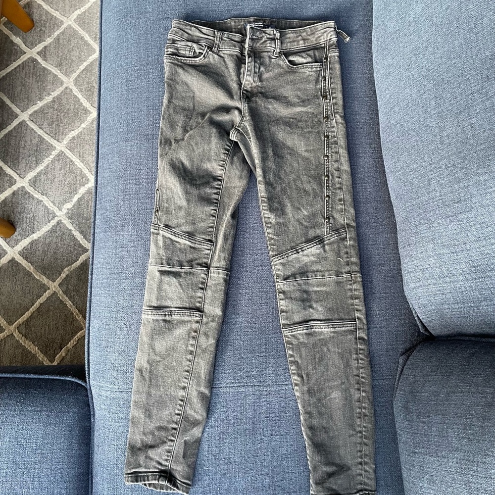 Zara jeans. Size 23